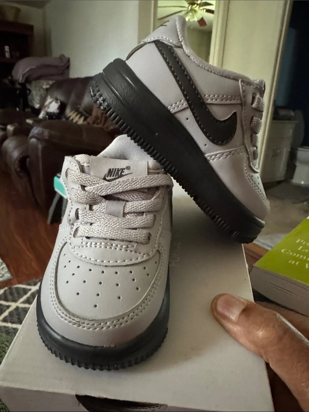 Nike Kids Light Gray and Black Low-Top Sneakers